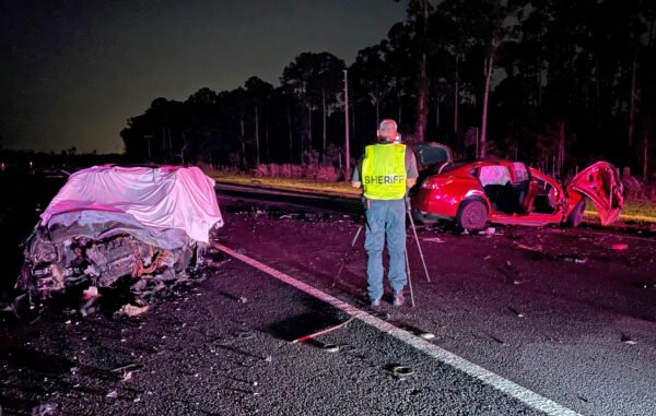 Deadly Crash and Fire on US 27 in Frostproof Claims Two Lives