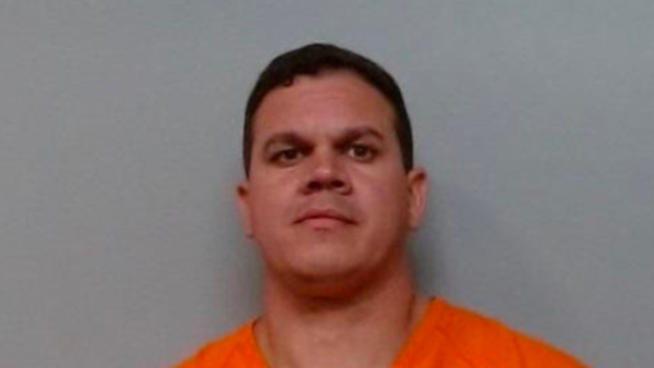 Venezuelan Applicant Loses Immigration Status After Posing as DoorDash Driver in Lakeland Burglary