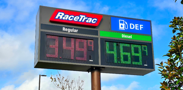 US Oil Prices Reach Biggest Weekly Surge Since 1985