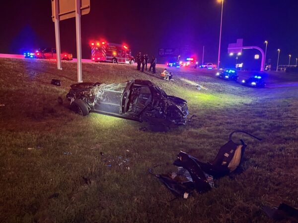 Fatal Crash on Interstate 4: 28-Year-Old Tampa Man Ejected in Rollover