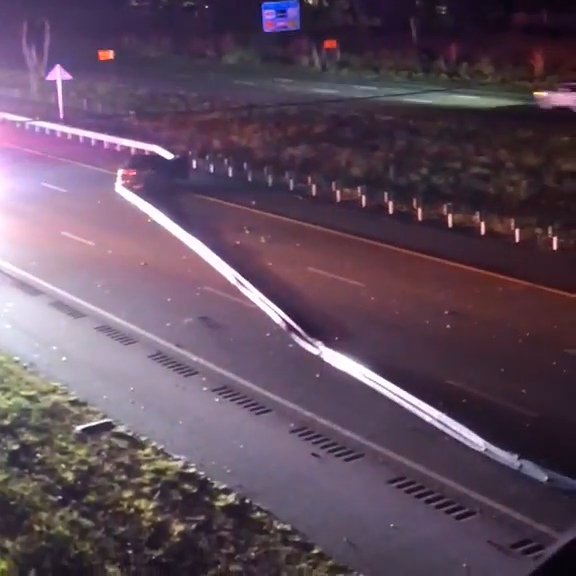 Nine Vehicles Involved in Chain-Reaction Crash on Interstate 4 Early Sunday Morning