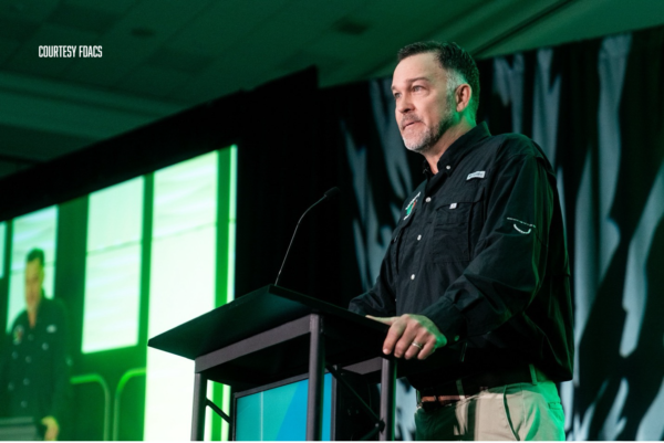 Lake Wales FFA Advisor Ray Cruze Earns Statewide Education Award