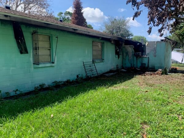 Two Elderly Adults Die in Winter Haven House Fire
