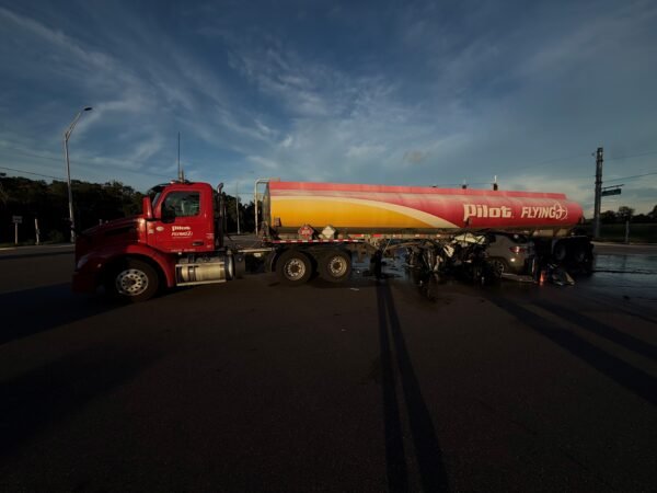 25-Year-Old Woman Dies After Crash With Fuel Tanker